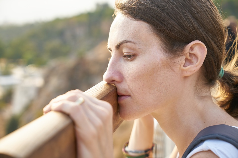Leben nach dem Narzissten Trennung von einem Narzissten - die 5 Phasen der Trauer